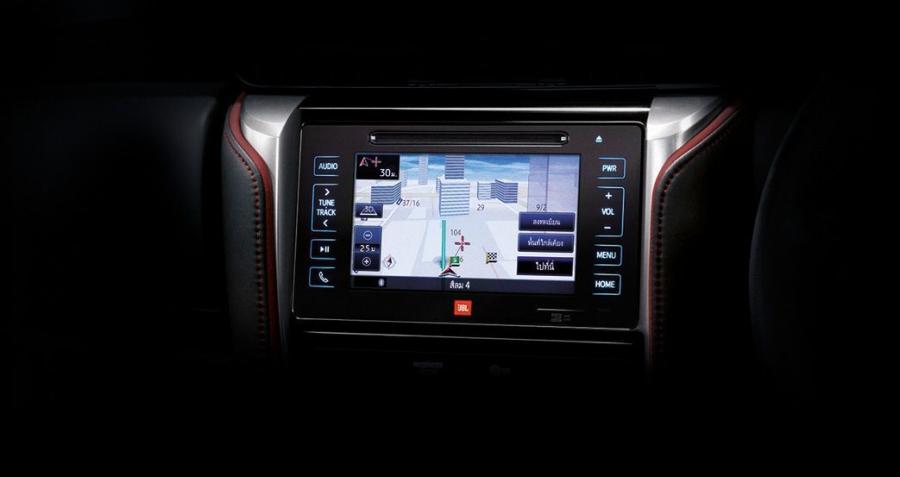 Toyota Fortuner TRD Sportivo 2016 года  (фото 13 из 20)